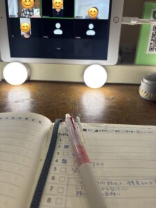 朝活勉強会でサロンオーナーたちと接客について勉強会